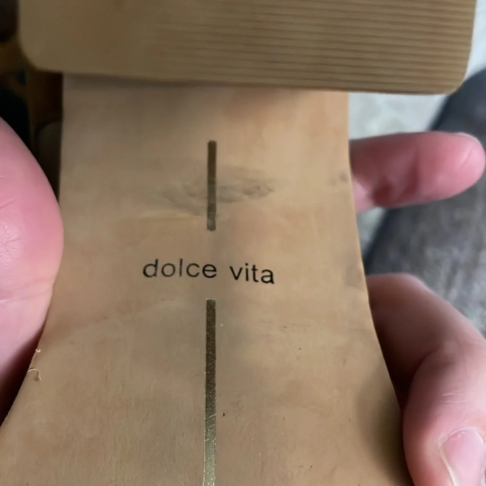 Dolce Vita Women Lyndon Strappy Thick Heels Size 8.5 Gladiator Contemporary